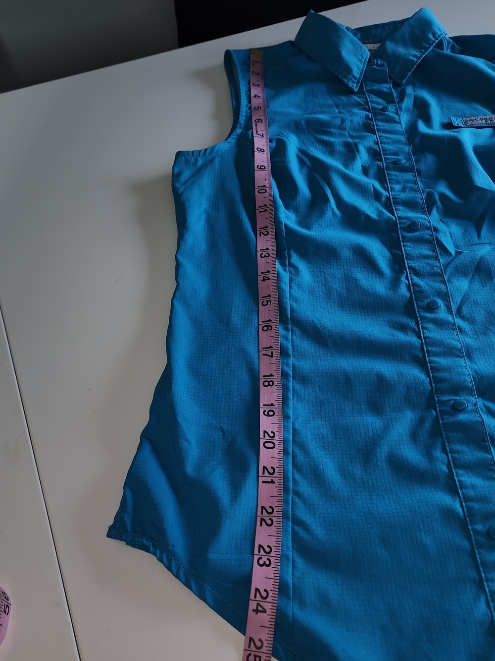 Columbia Sleeveless Button-Down Shirt in Bright Turquoise - Picture 10 of 11